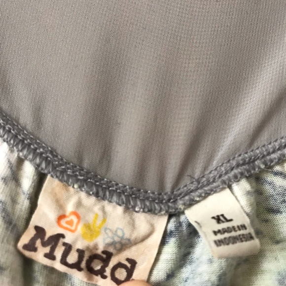 Mudd Gray green white striped top sheer detail - Picture 2 of 3